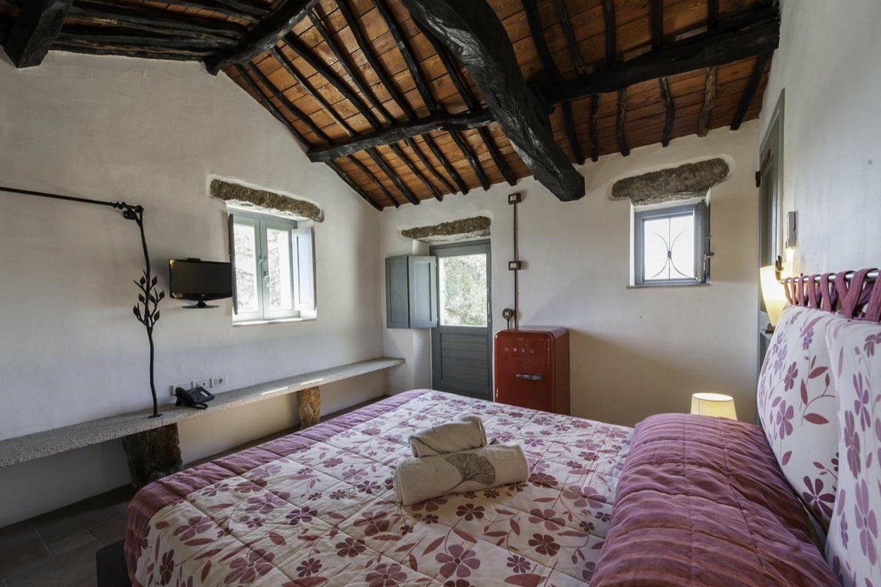 Гостевой дом Liscia Country Relais Сант'Антонио-ди-Галлура Экстерьер фото